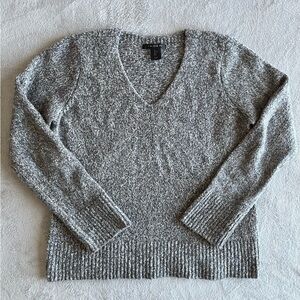 TAHARI womens knit v Neck marled gray pullover Sweater Size L